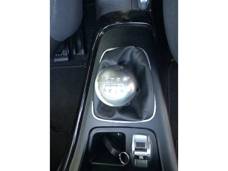 alfa romeo giulietta (191) del año 2012