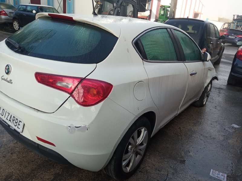 alfa romeo giulietta (191) del año 2012