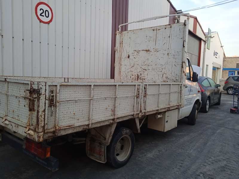 mercedes-benz sprinter 02.00  caja abierta del año 2002