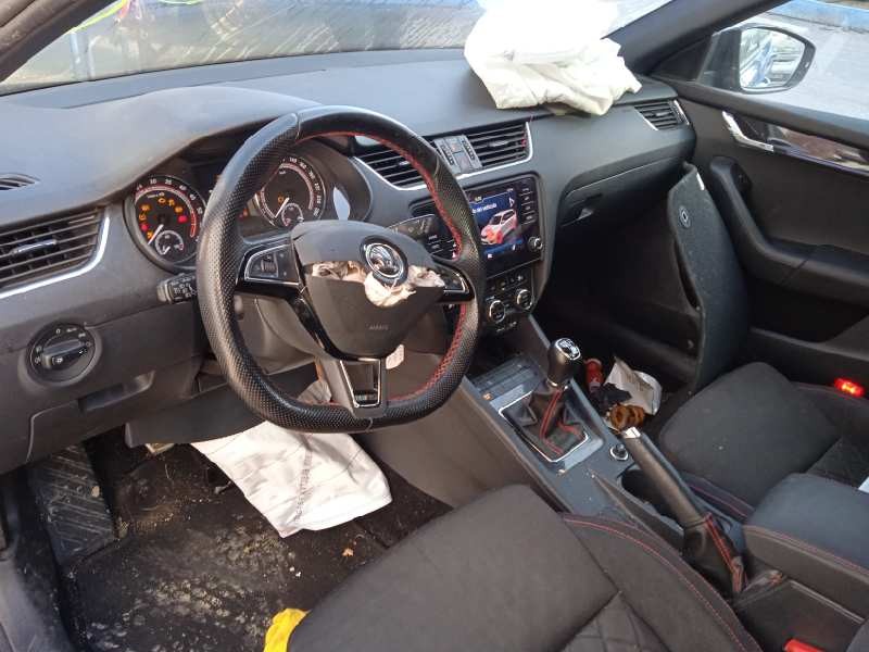 skoda octavia combi (5e5) del año 2017