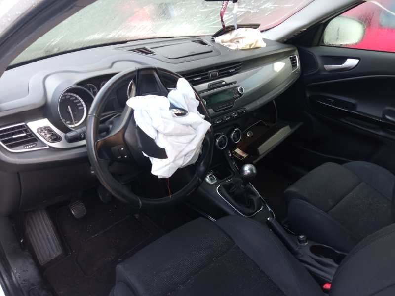 alfa romeo giulietta (191) del año 2012