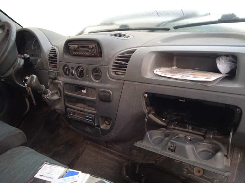 mercedes-benz sprinter 02.00  caja abierta del año 2002