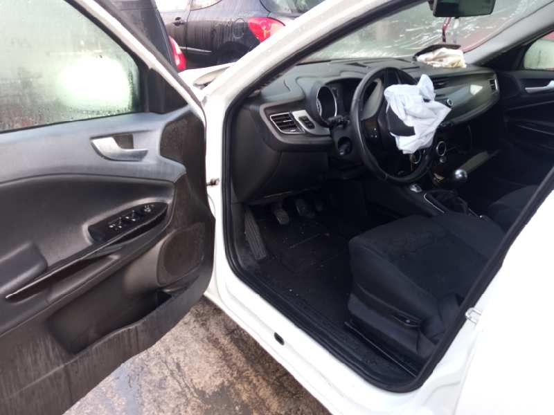 alfa romeo giulietta (191) del año 2012