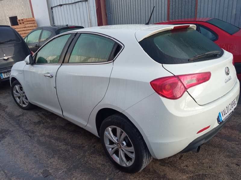 alfa romeo giulietta (191) del año 2012