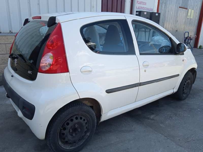 peugeot 107 del año 2008