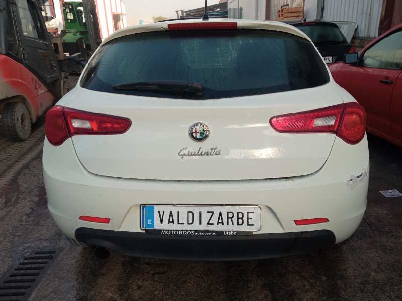 alfa romeo giulietta (191) del año 2012