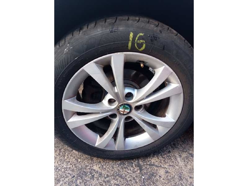 alfa romeo giulietta (191) del año 2012