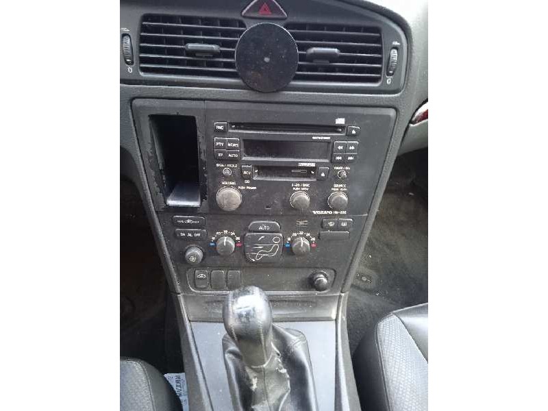 volvo s60 berlina del año 2003