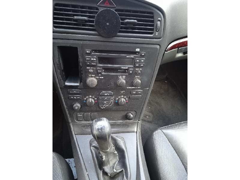 volvo s60 berlina del año 2003