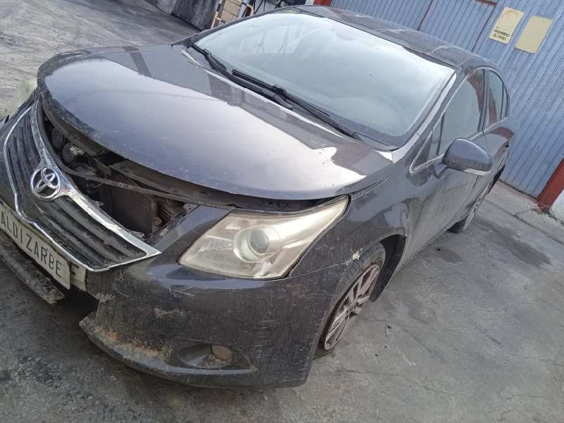 toyota avensis (t27) del año 2009