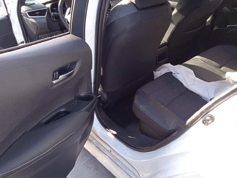 toyota corolla (e21) del año 2023