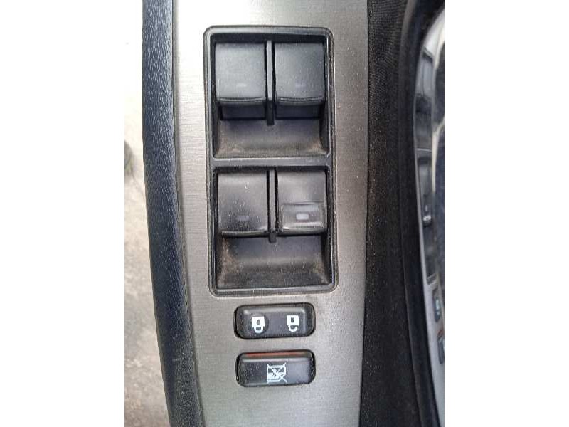 toyota avensis (t27) del año 2009