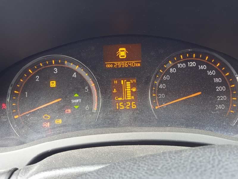 toyota avensis (t27) del año 2009