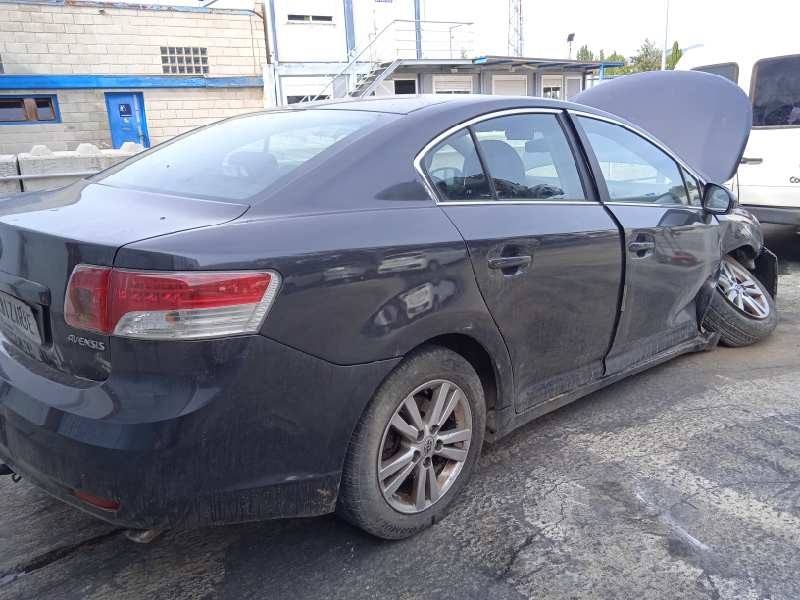 toyota avensis (t27) del año 2009