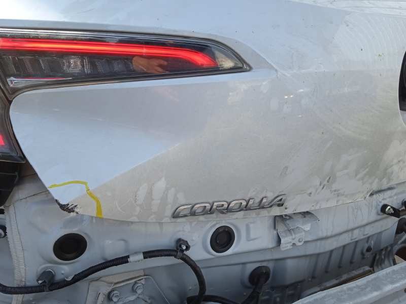 toyota corolla (e21) del año 2023