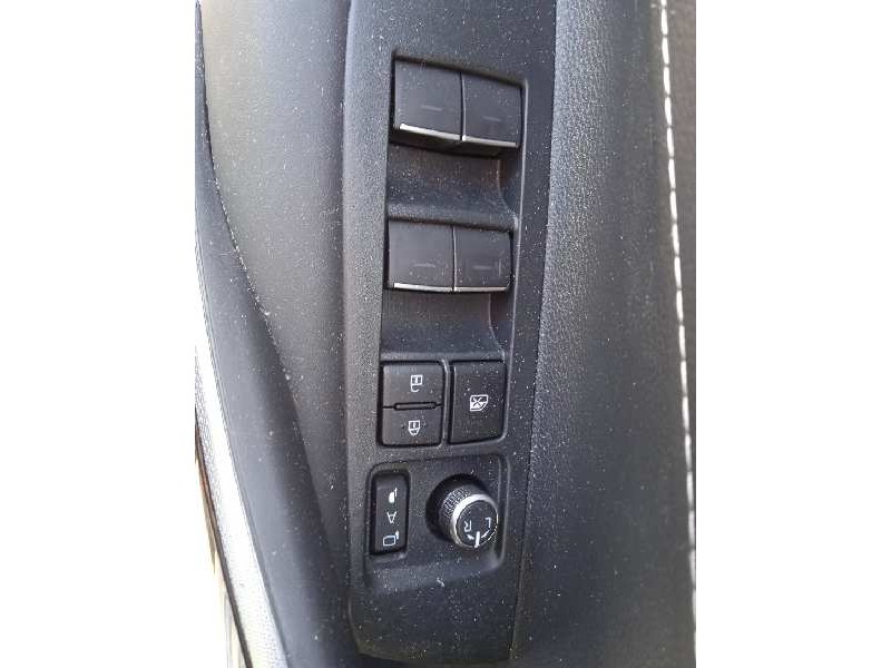 toyota corolla (e21) del año 2023