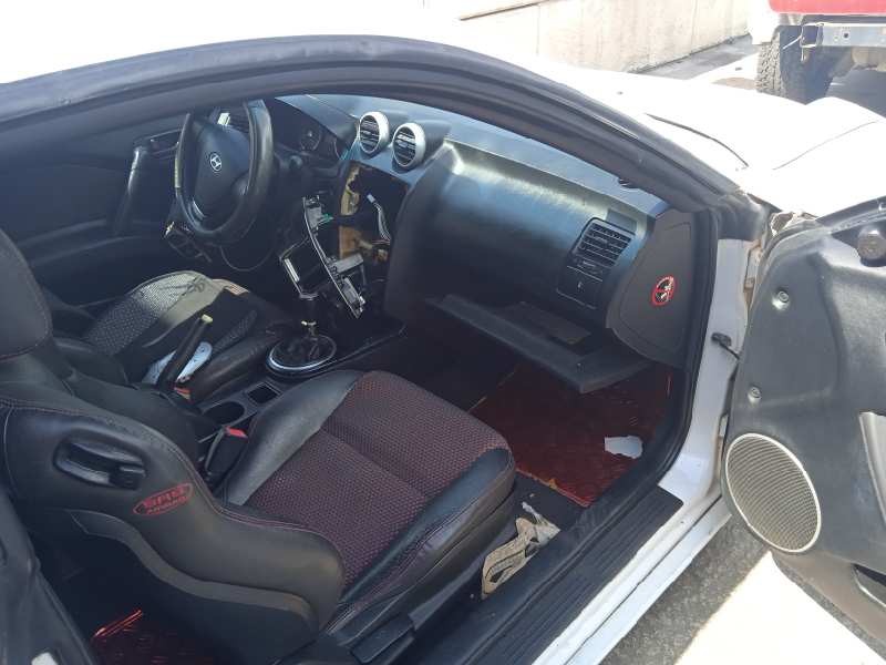hyundai coupe (gk) del año 2002