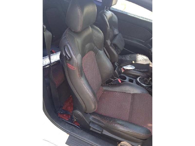 hyundai coupe (gk) del año 2002