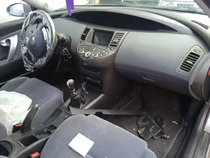 nissan primera berlina (p12) del año 2005