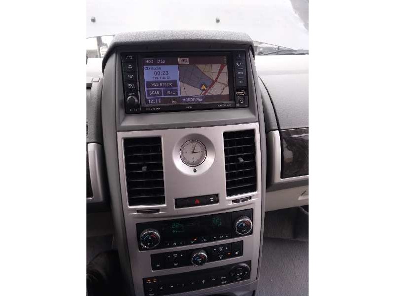 chrysler grand voyager del año 2010