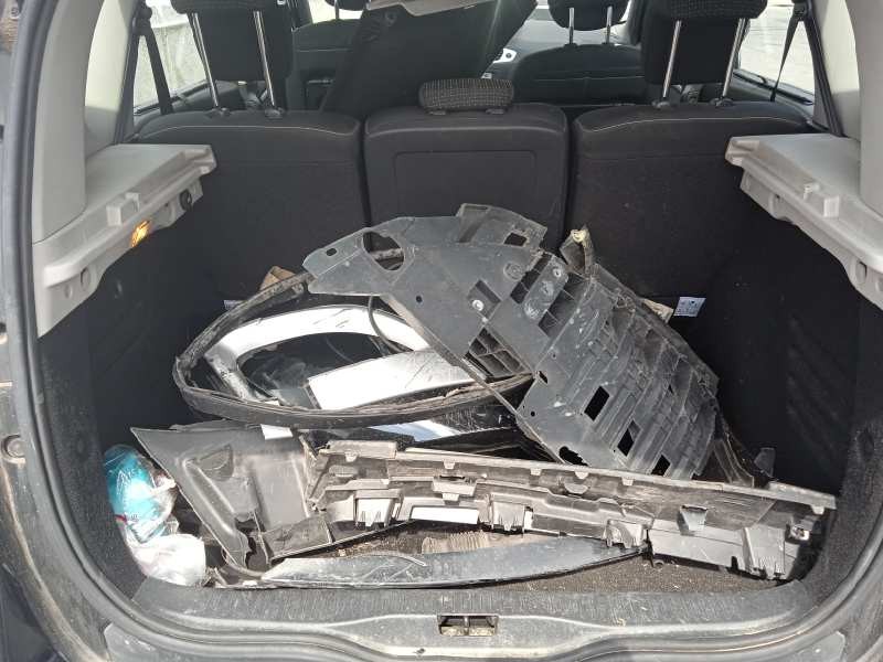 renault scenic iii del año 2011