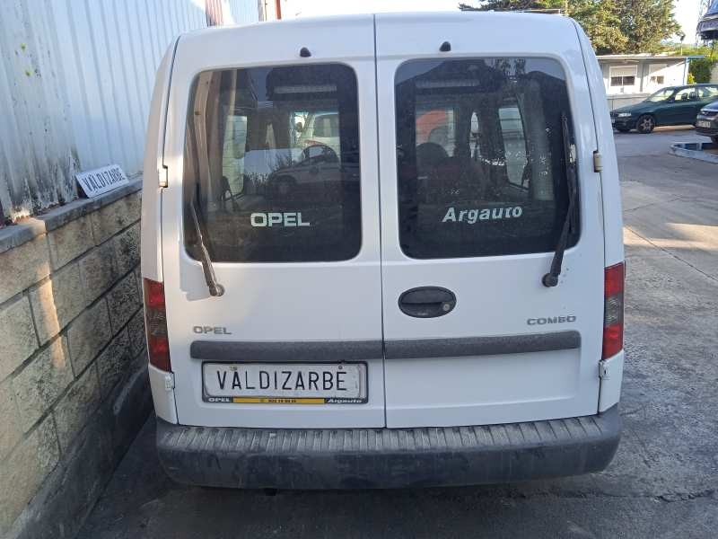 opel combo (corsa c) del año 2004