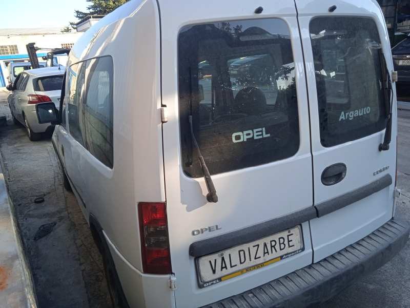 opel combo (corsa c) del año 2004