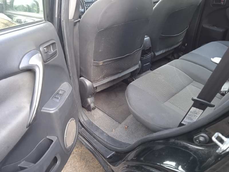 toyota rav 4 (a2) del año 2004