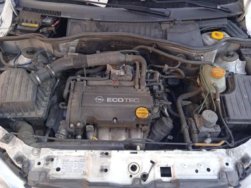 opel combo (corsa c) del año 2004