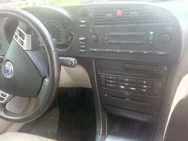 saab 9-3 cabrio del año 2004