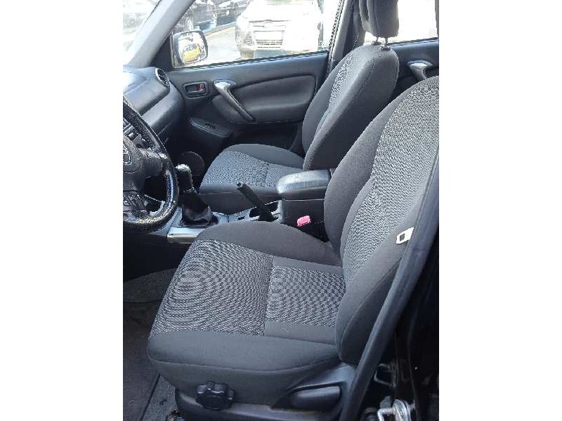 toyota rav 4 (a2) del año 2004