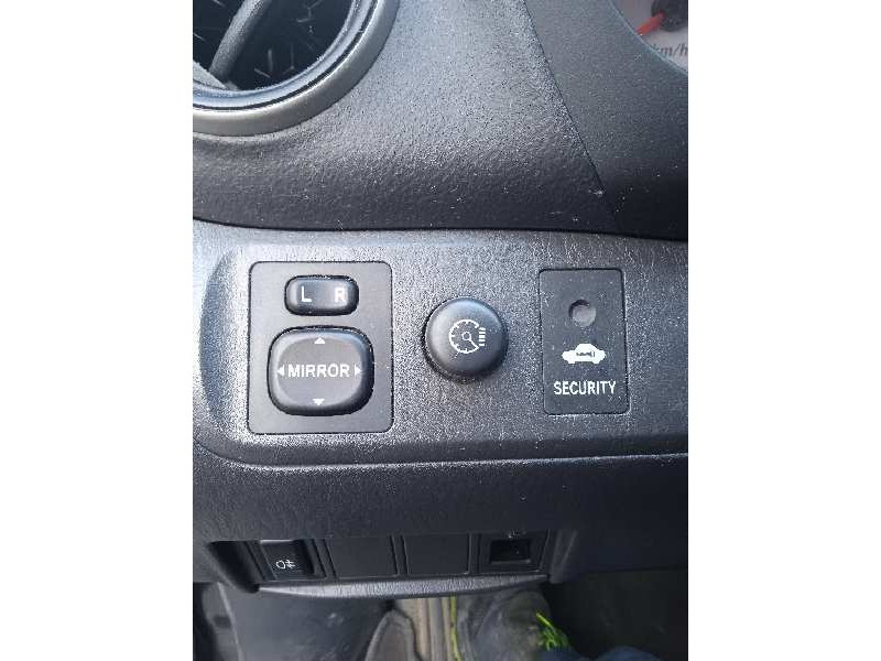 toyota rav 4 (a2) del año 2004