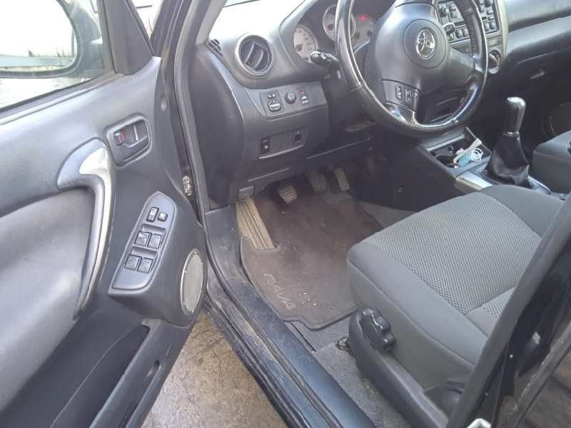 toyota rav 4 (a2) del año 2004