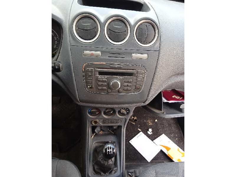 ford transit connect (tc7) del año 2013