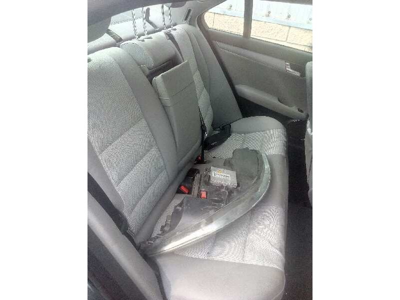 mercedes-benz clase c (w204) berlina del año 2008