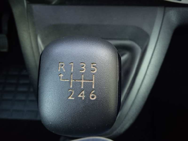 peugeot traveller del año 2017