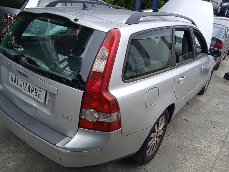 volvo v50 familiar del año 2004