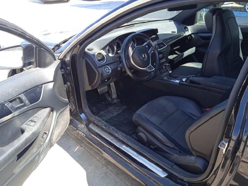 mercedes-benz clase c (w204) coupe del año 2011