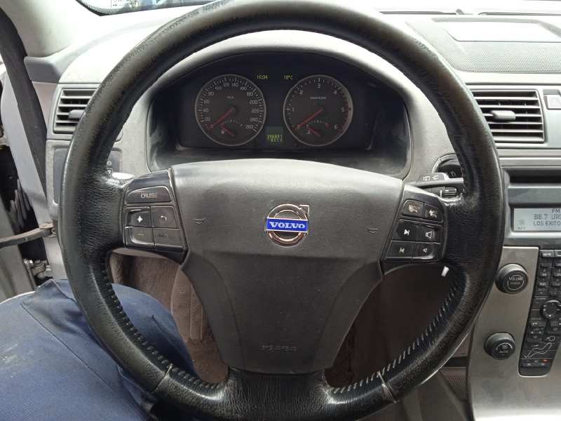 volvo v50 familiar del año 2004