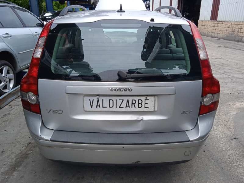 volvo v50 familiar del año 2004