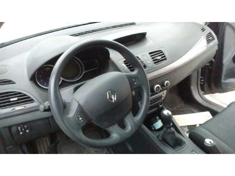 renault megane iii sport tourer del año 2012