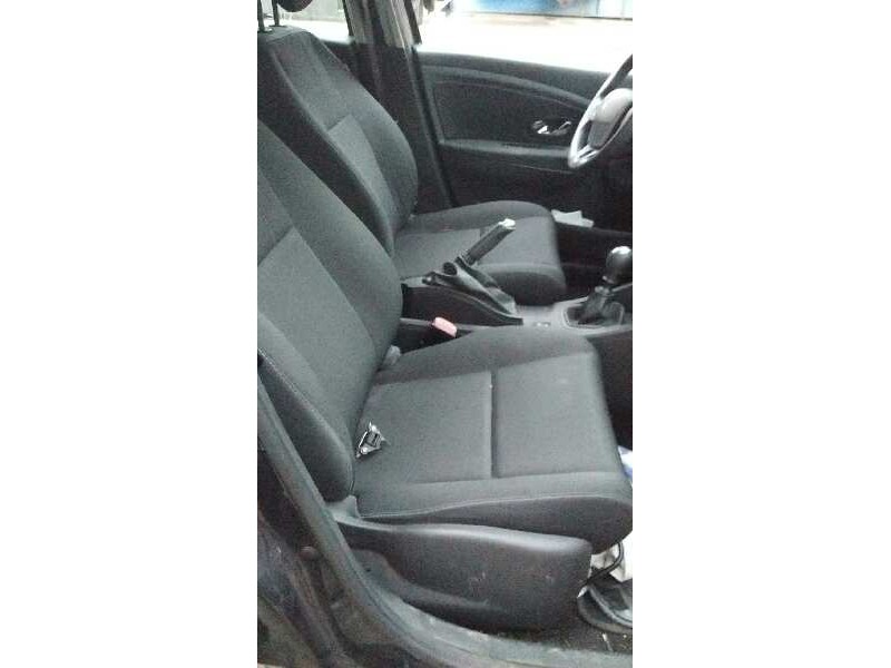 renault megane iii sport tourer del año 2012