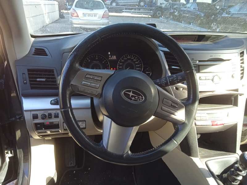 subaru legacy familiar/outback b13 (bp) del año 2009