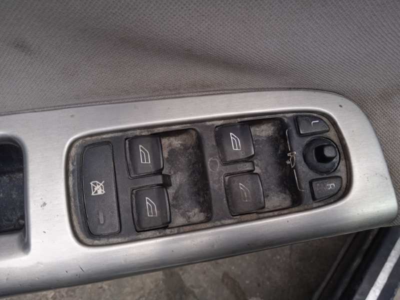 volvo v50 familiar del año 2004