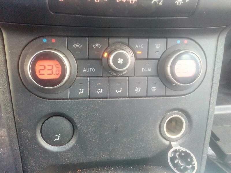 nissan qashqai (j10) del año 2008