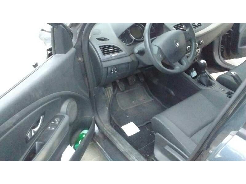 renault megane iii sport tourer del año 2012