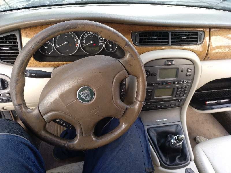 jaguar x-type del año 2004