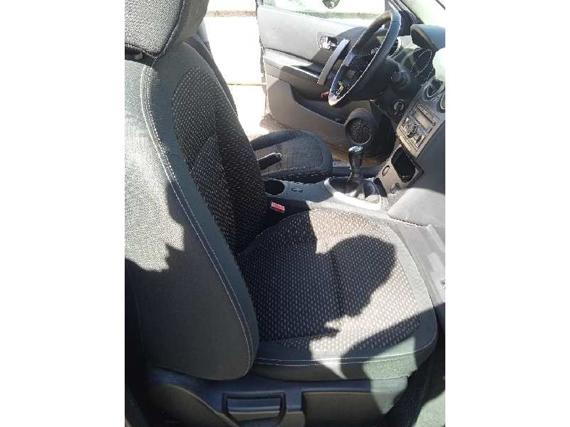 nissan qashqai (j10) del año 2008