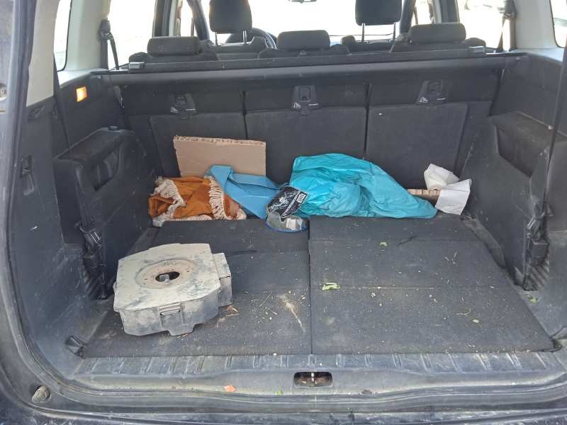 peugeot 5008 del año 2010