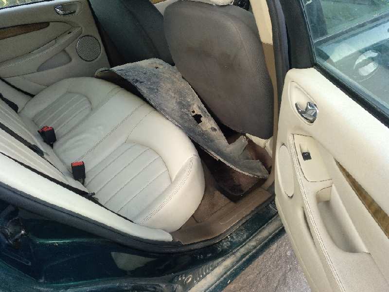 jaguar x-type del año 2004